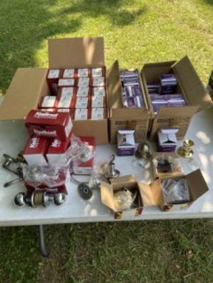 Image for HUGE Brown Family Downsizing Auction