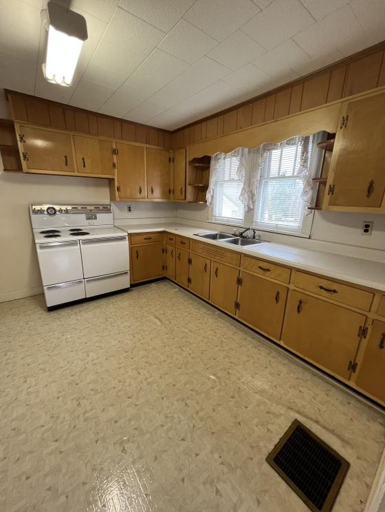 Image for PULASKI COUNTY REAL ESTATE OPPORTUNITY