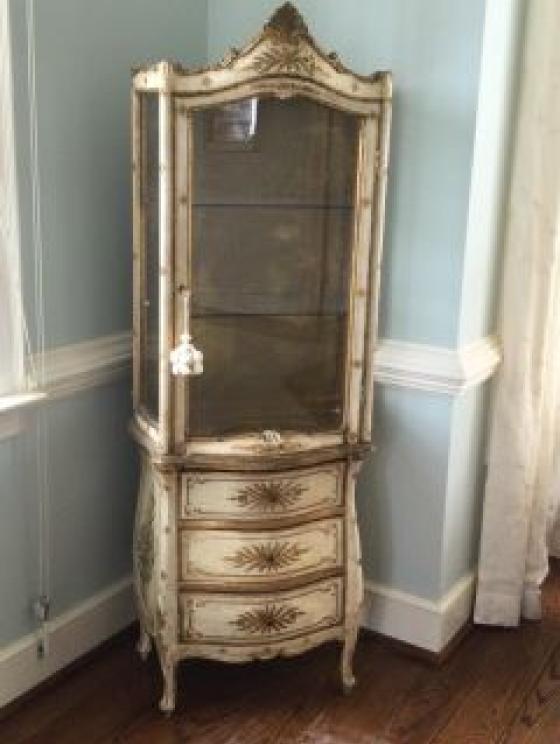 Image for Contents of Luxury Lake Home