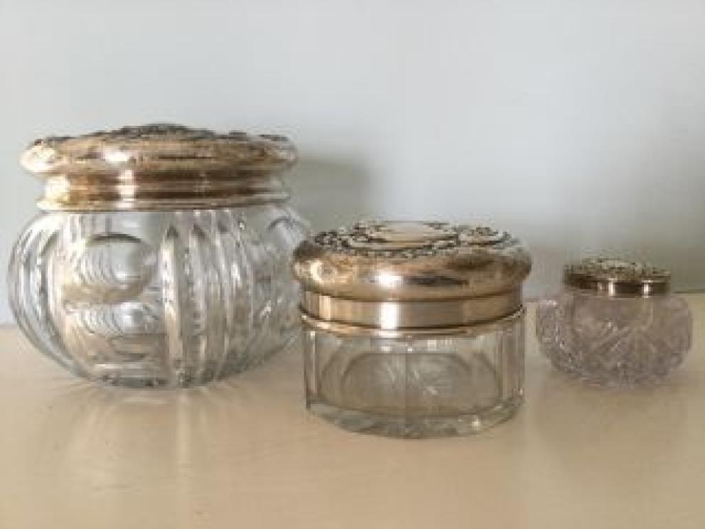 Image for Contents of Luxury Lake Home