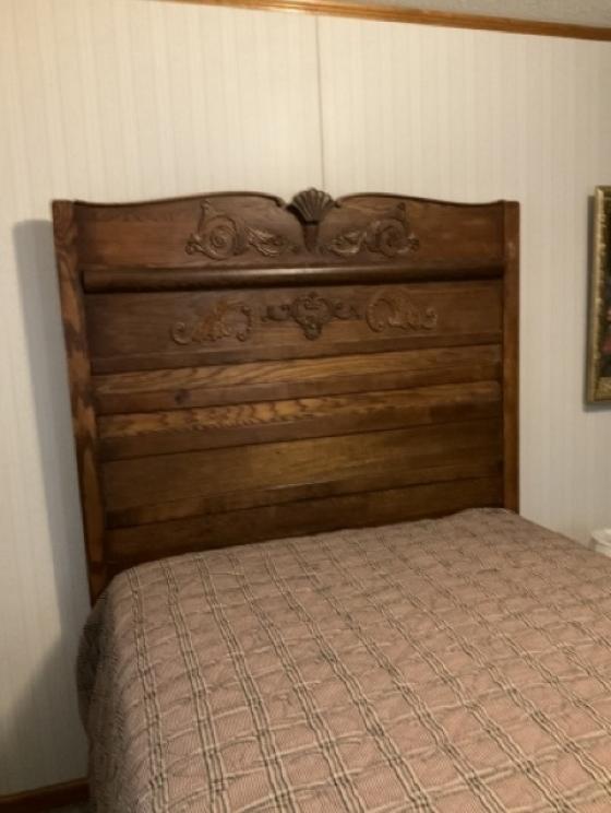 Image for Cleo and Claudia Light Collection