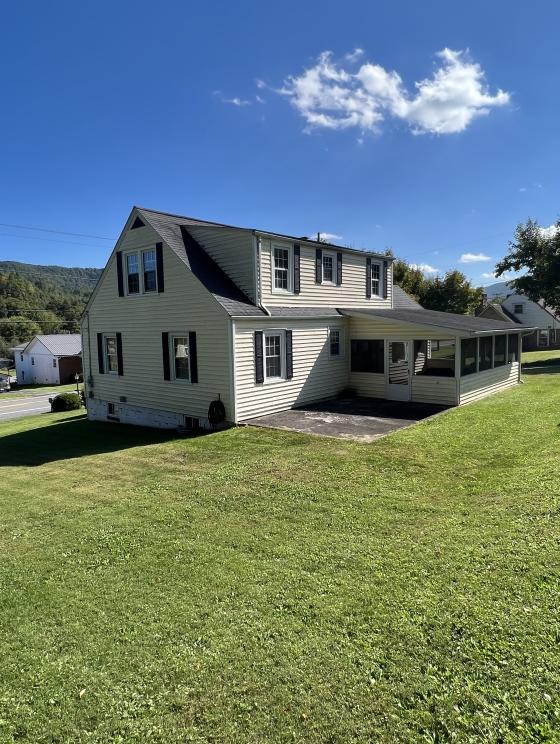 Image for Amazing Home! Rainelle, WV