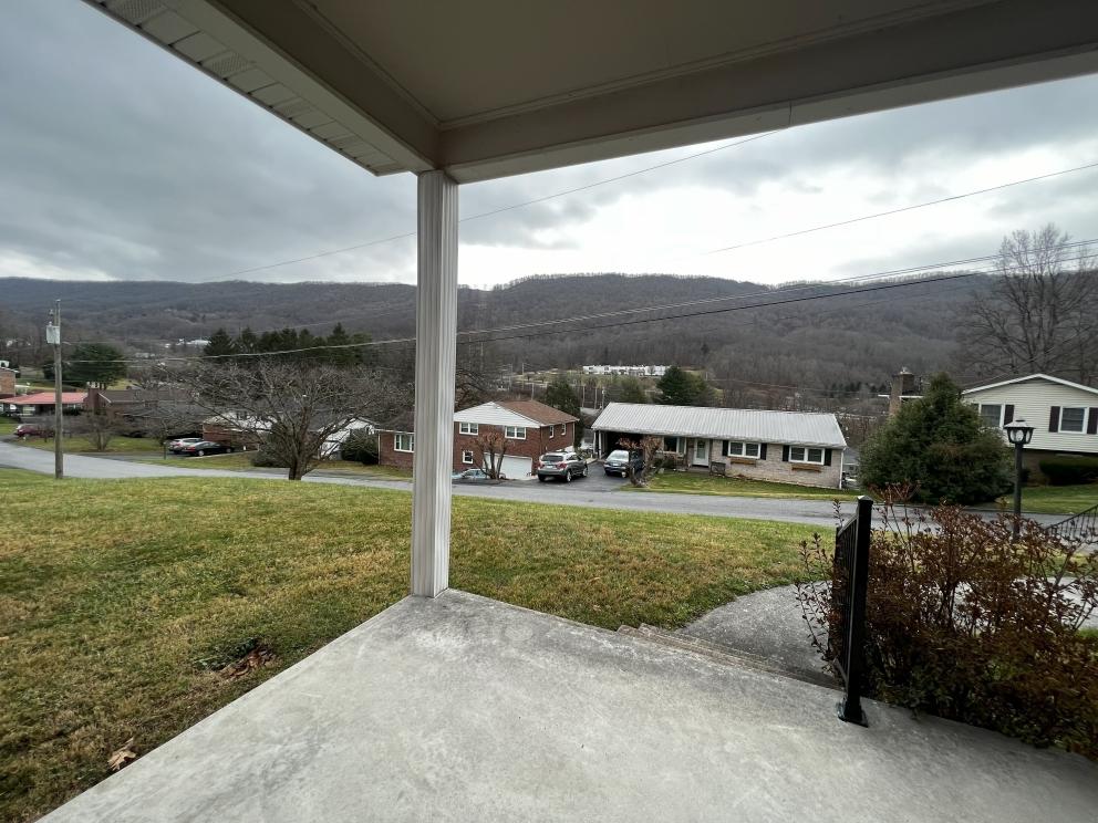 Image for URGENT SHORT NOTICE! - Bluefield, WV Real Estate
