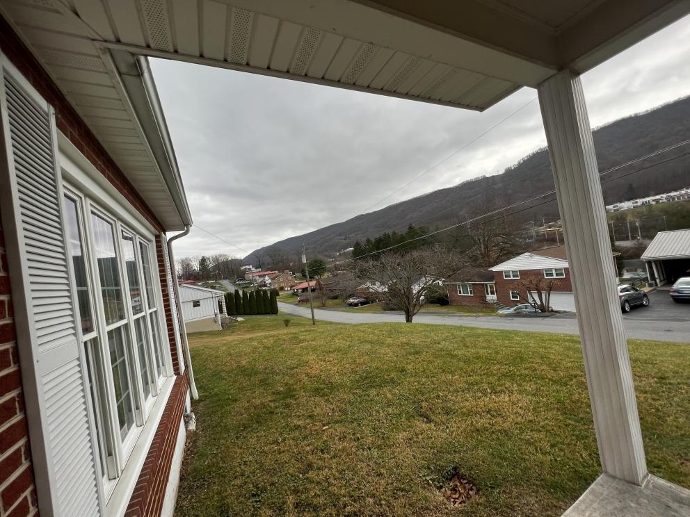Image for URGENT SHORT NOTICE! - Bluefield, WV Real Estate