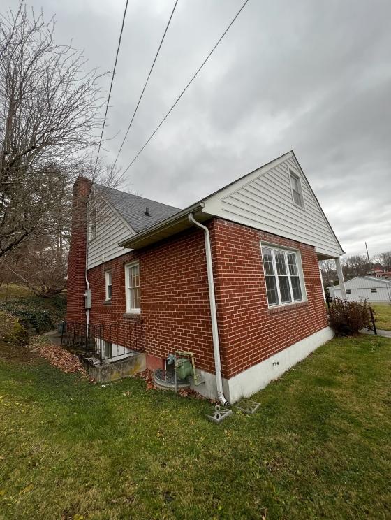 Image for URGENT SHORT NOTICE! - Bluefield, WV Real Estate