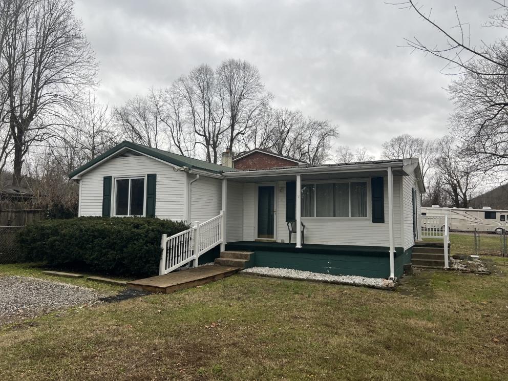 Image for Bungalow Near the River - St. Albans, WV