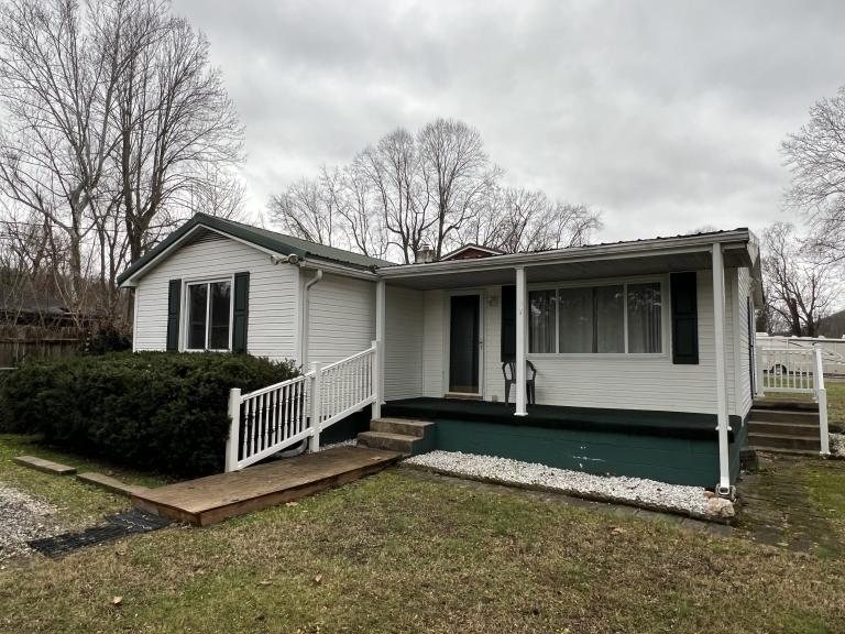 Image for Bungalow Near the River - St. Albans, WV