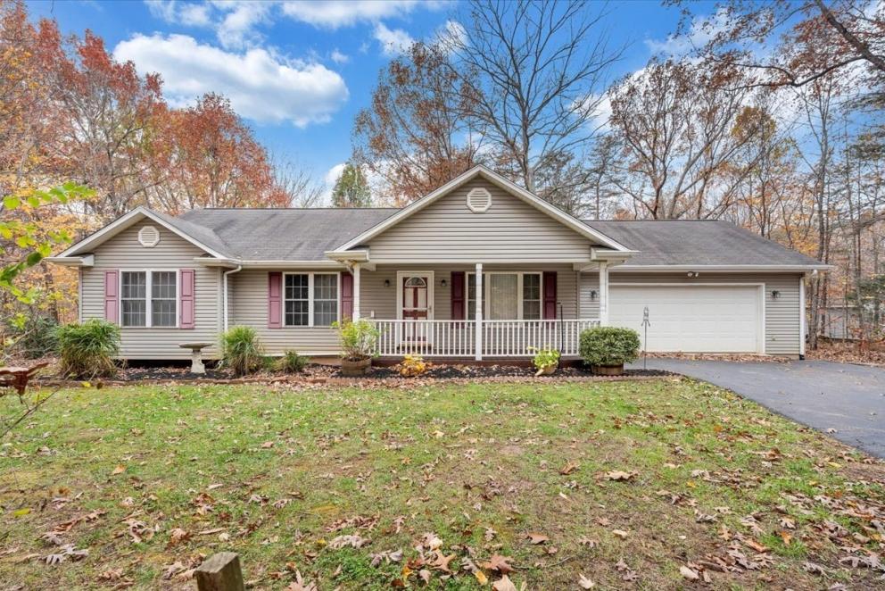 Image for Cozy Country Living in Bedford County