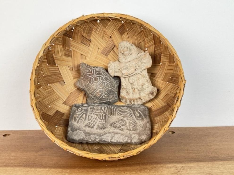 Image for Just in Time for Summer URGENT Short Notice Lake House Downsizing