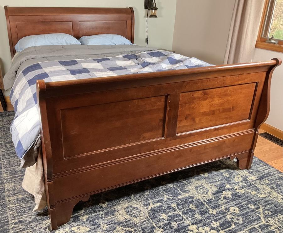 Image for Just in Time for Summer URGENT Short Notice Lake House Downsizing