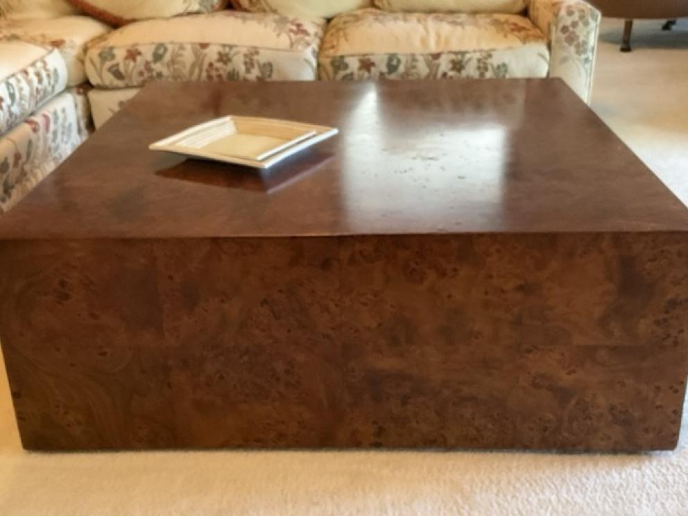 Image for Tomchin Family Downsizing - Bluefield, WV