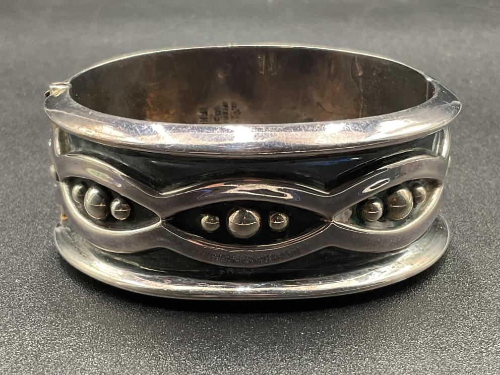 Image for Superb Salem Downsizing