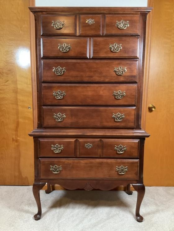 Image for Join the Herd Downsizing in Goodview