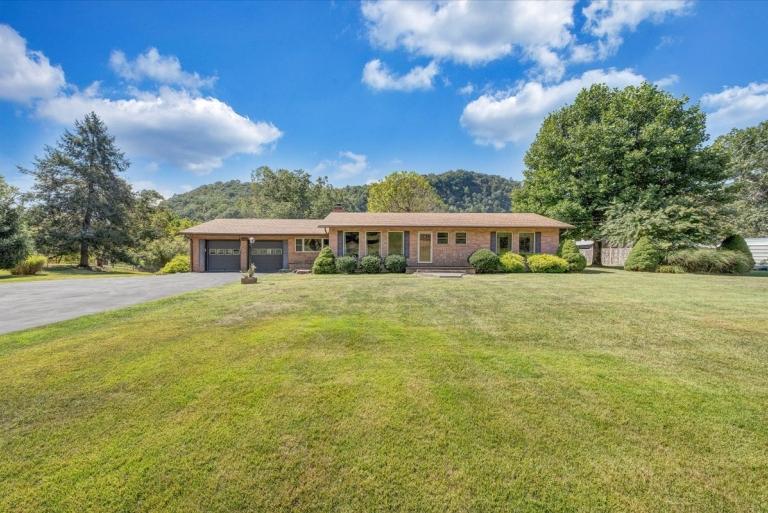 Image for Peaceful Riverfront Home in Covington