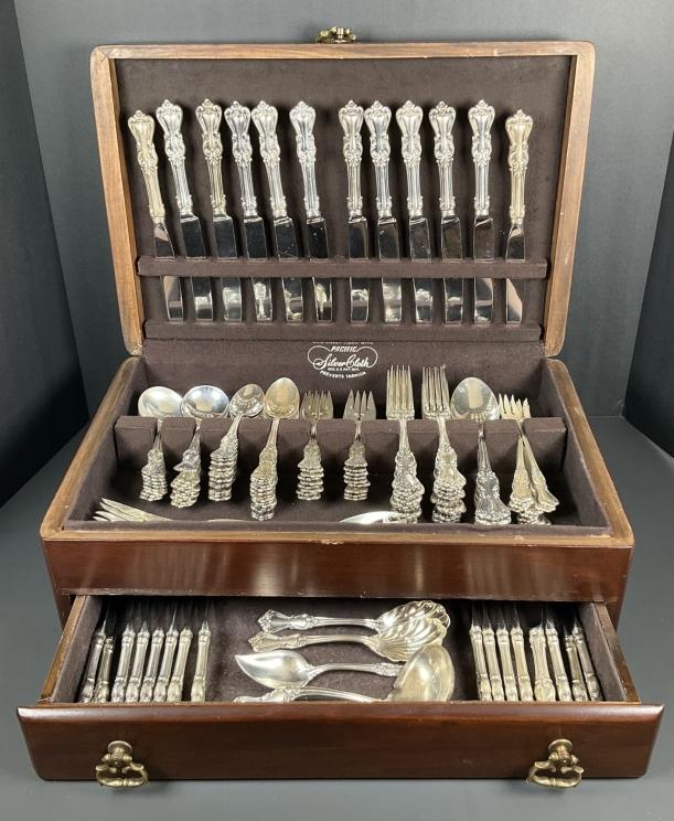 Image for Luxury Home Furnishings: Designer Pieces & Decorator Accents