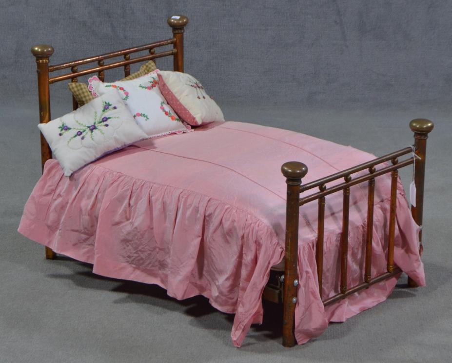 Image for Tuesday Treasure Auction 1/10/17