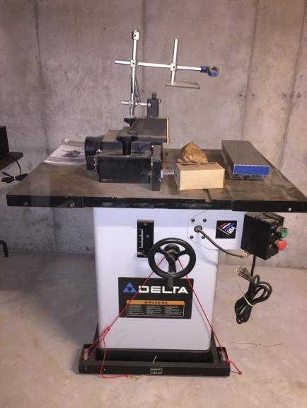 Image for Woodworking Equipment & Farmall Tractor Auction