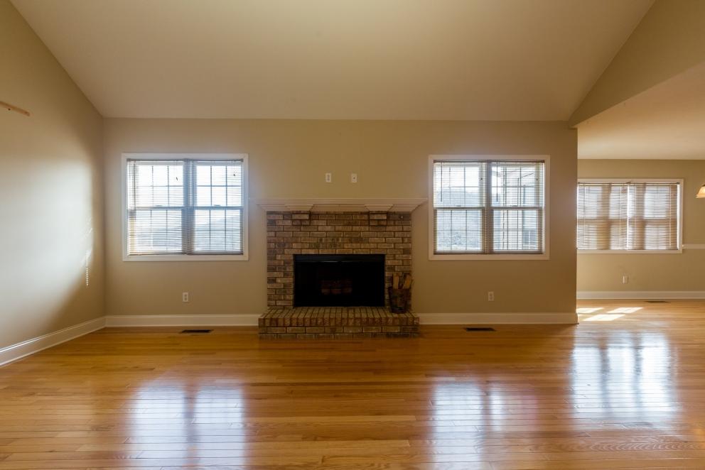 Image for MOVE IN READY-Beautiful Condo