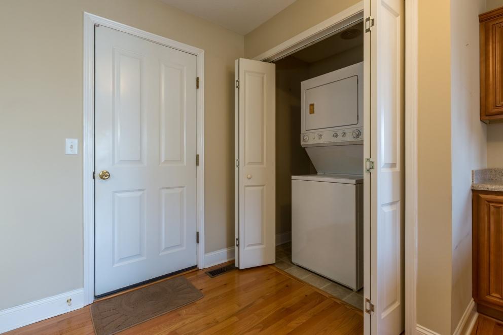 Image for MOVE IN READY-Beautiful Condo