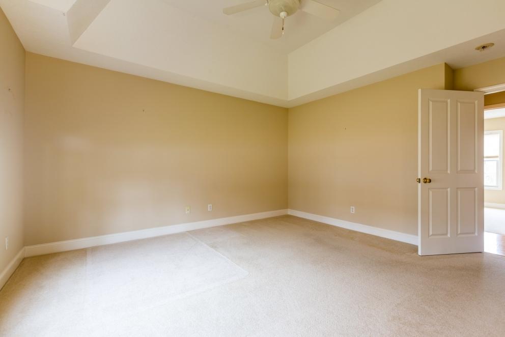 Image for MOVE IN READY-Beautiful Condo