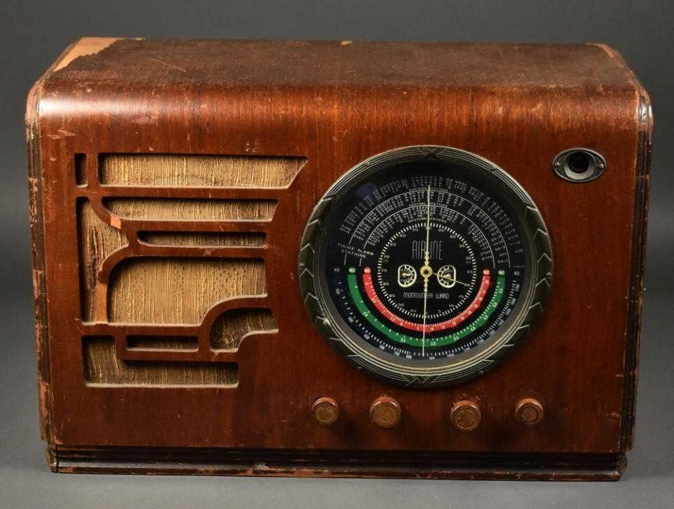 Image for Vintage Radio, Music, & Electronics