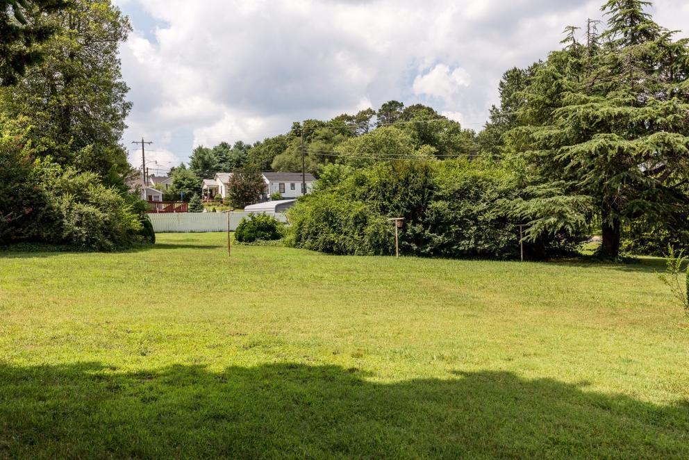 Image for INCOME PRODUCING PROPERTIES-ALTAVISTA, VA