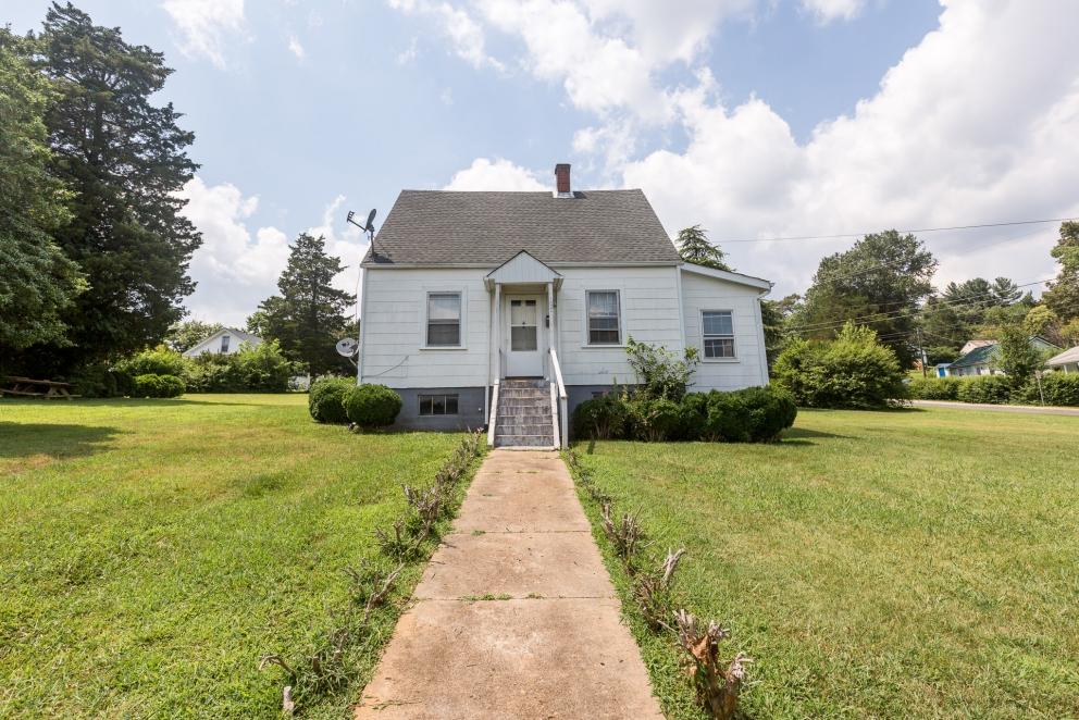 Image for INCOME PRODUCING PROPERTIES-ALTAVISTA, VA