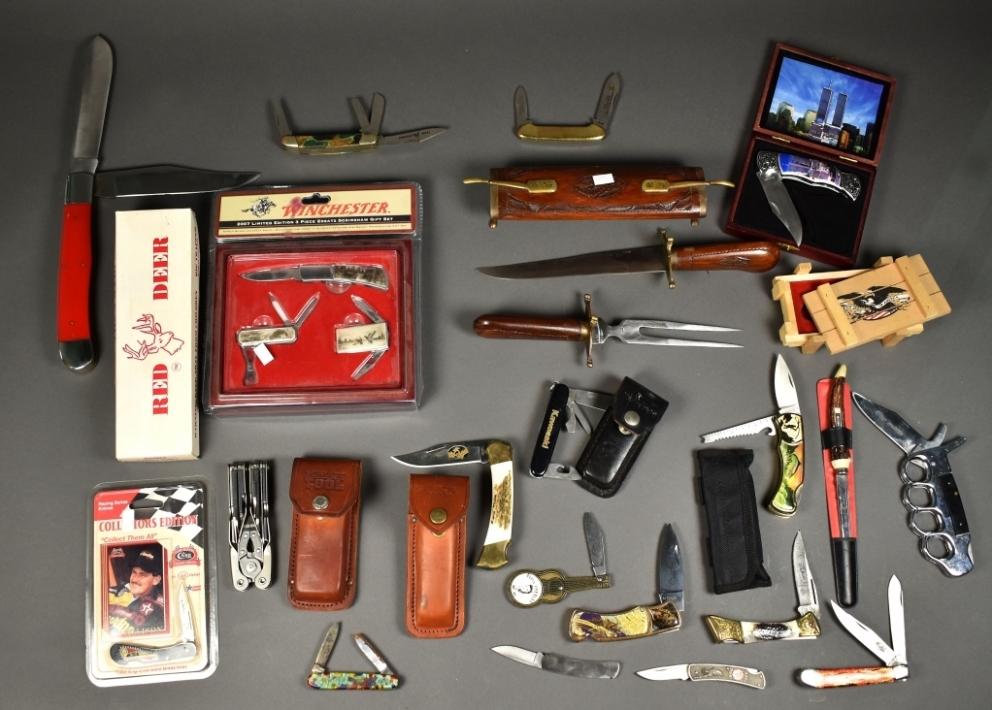 Image for Collectible Knives Auction