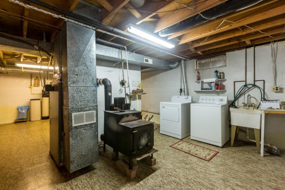 Image for HOME, LAND & CABIN-BEAUTIFUL CRAIG CO. VIRGINIA REAL ESTATE