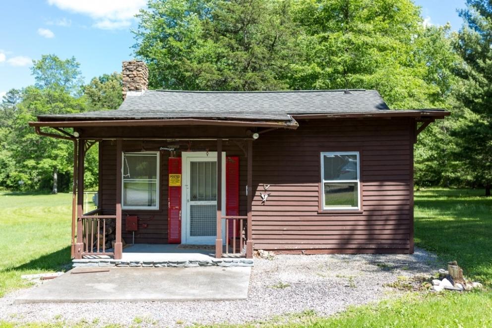 Image for HOME, LAND & CABIN-BEAUTIFUL CRAIG CO. VIRGINIA REAL ESTATE