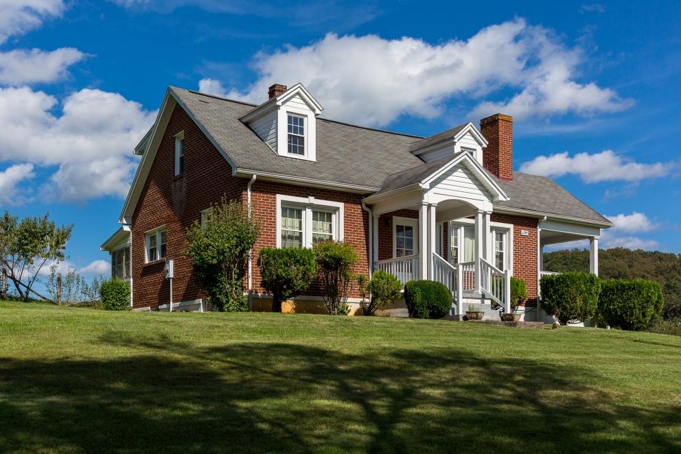 Image for 2 Story Brick Home-Gorgeous Setting