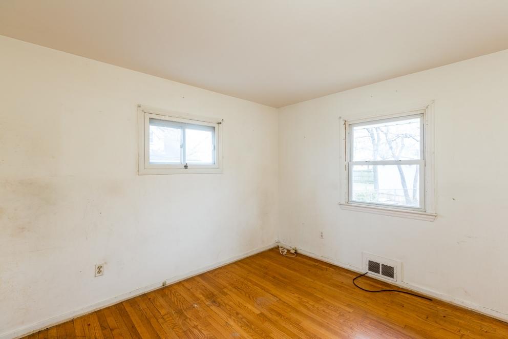 Image for Live Real Estate Auction in Alexandria, Virginia