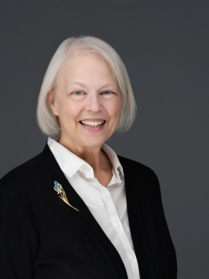 Photo of Laura Roark