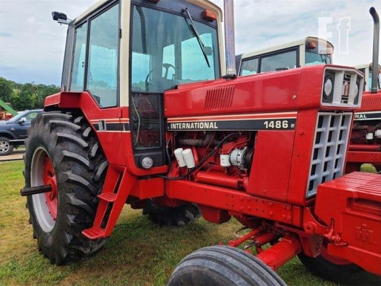 View Gallery: 1979 IH 1486 Red Power | $24,000