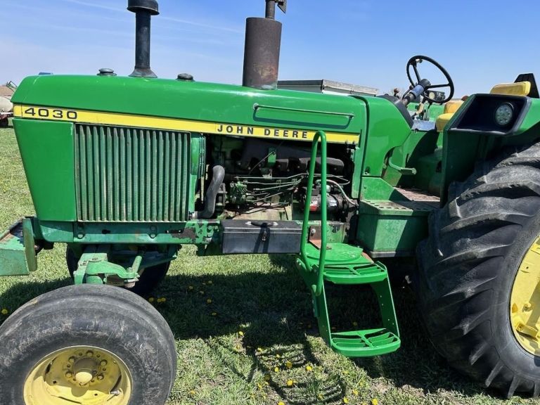 View Gallery: JD 4030 Open | $24,000