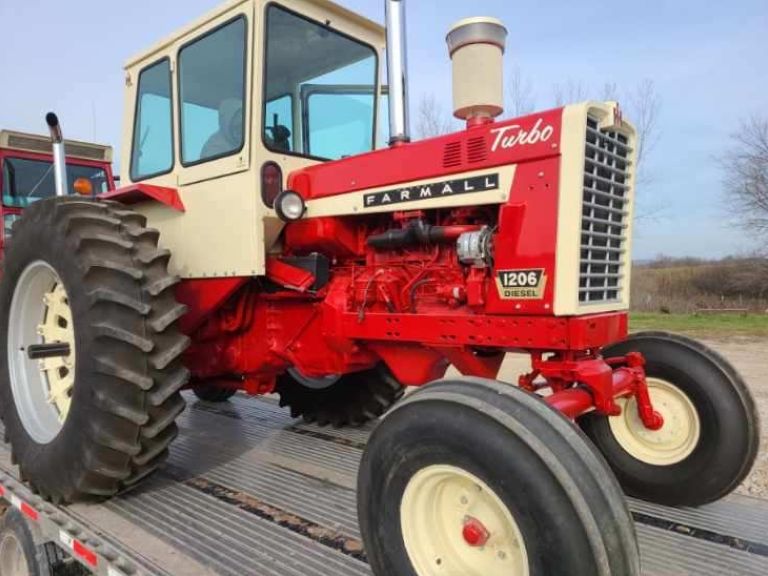 View Gallery: IH 1206 Restored | $22,000