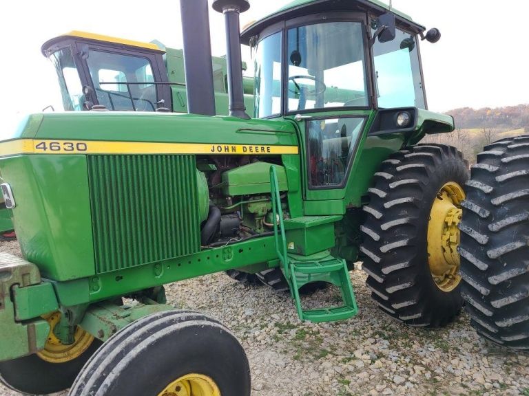 View Gallery: JD 4630 C/A Duals | $25,000