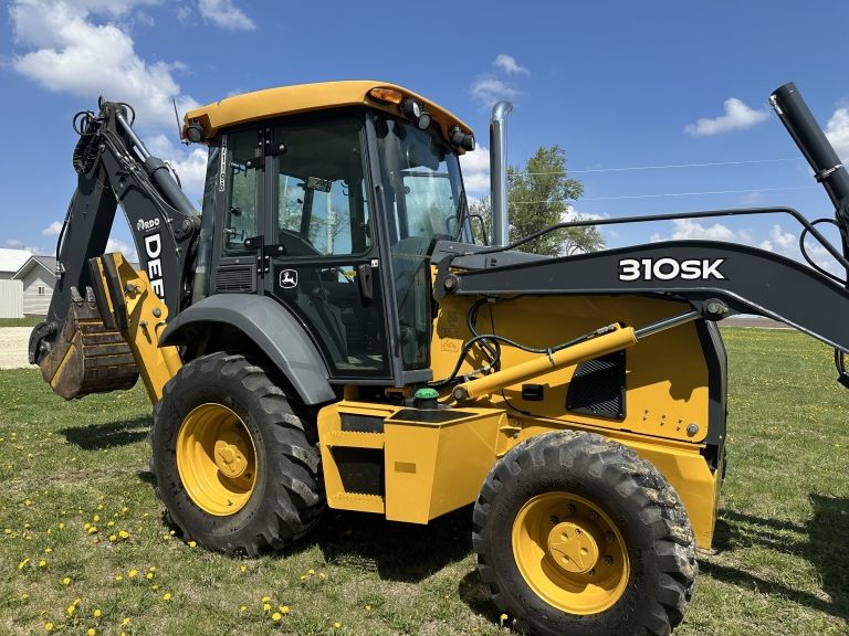 View Gallery: JD 310 SK Backhoe | 82,500