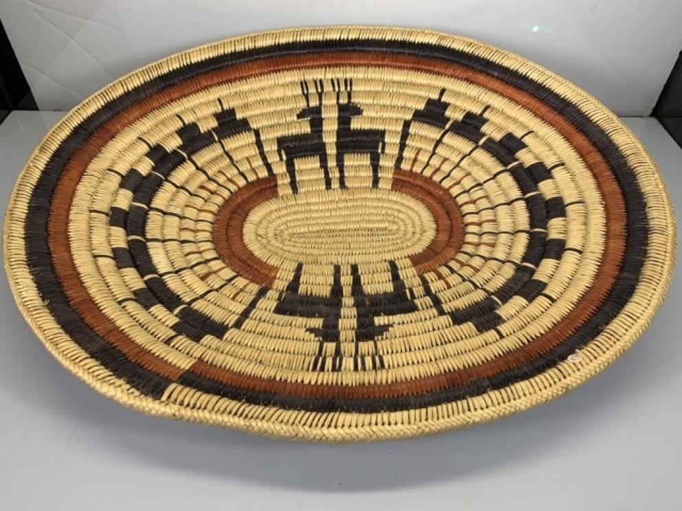 Image for Amazing American Indian Arts and Decor