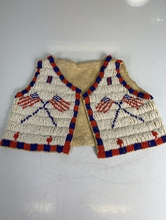 Image for Amazing American Indian Arts and Decor