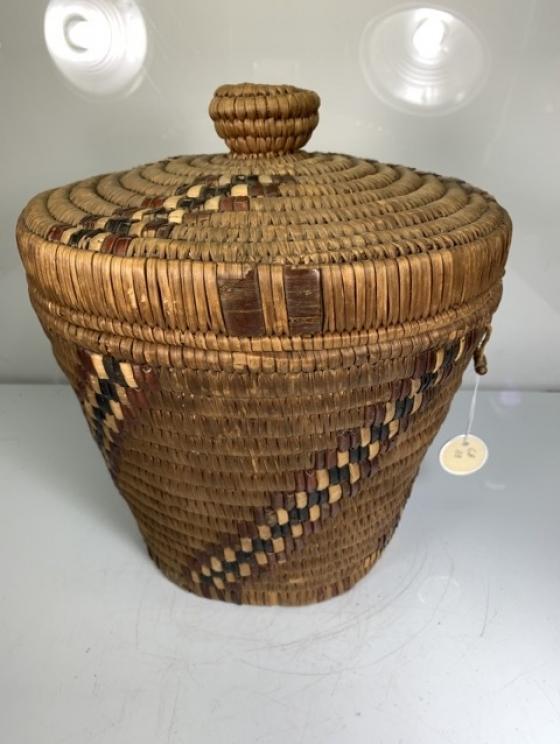 Image for Amazing American Indian Arts and Decor