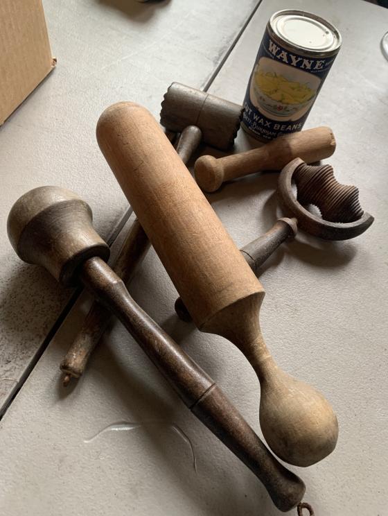 Image for LIVE - Large White Sulphur Estate