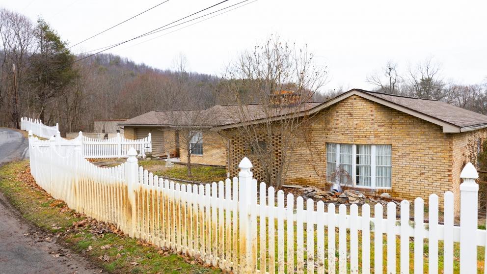Image for Three Bedroom House, Huge Workshop/Garage and 1.5 Acres-Beckley, WV