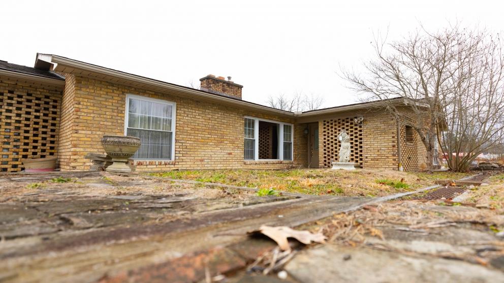 Image for Three Bedroom House, Huge Workshop/Garage and 1.5 Acres-Beckley, WV