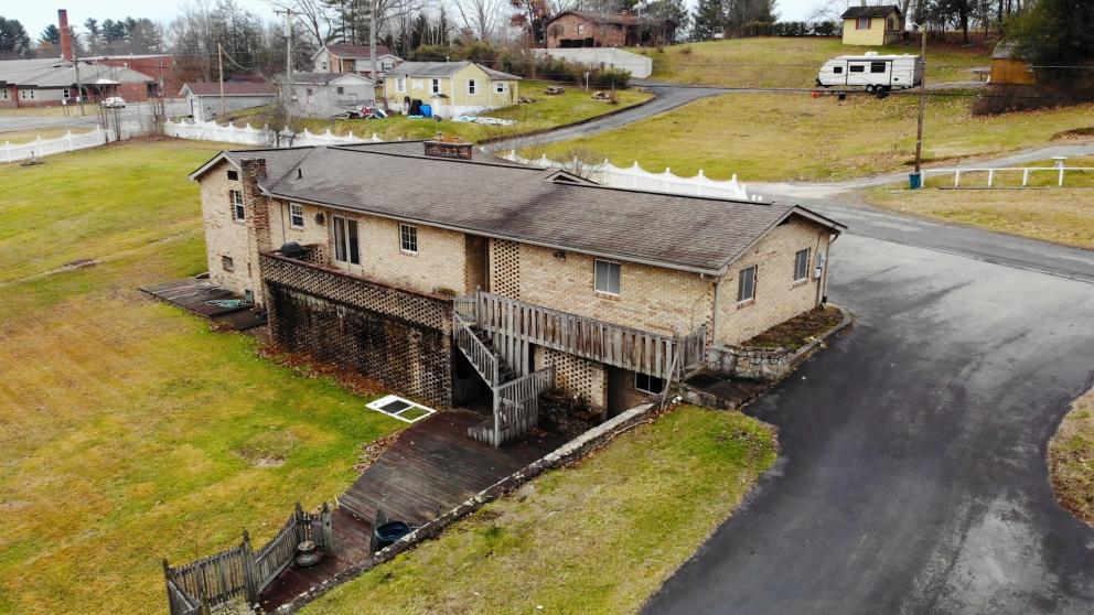 Image for Three Bedroom House, Huge Workshop/Garage and 1.5 Acres-Beckley, WV