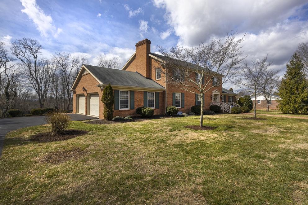 Image for AMAZING BLACKSBURG REAL ESTATE OPPORTUNITY-LIVE ONSITE AUCTION