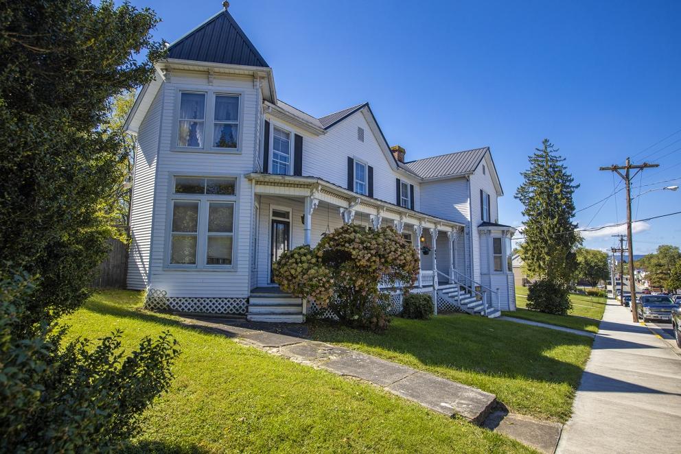 Image for LIVE with ONLINE PRE-BIDDING - Historic Wytheville, VA Home