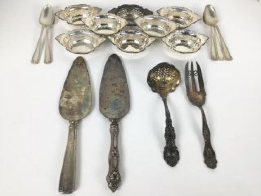 Image for Winter Collectors Auction w/Select Items