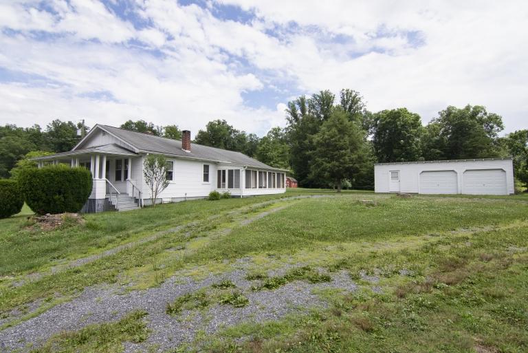 Image for NICE SUMMERS COUNTY HOME w/ WORKSHOP