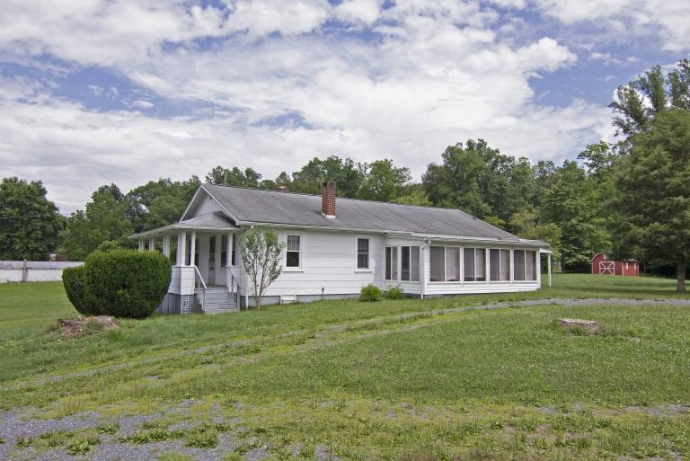 Image for NICE SUMMERS COUNTY HOME w/ WORKSHOP